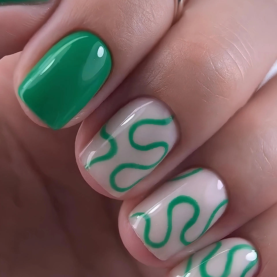 Темный гель-лак 036