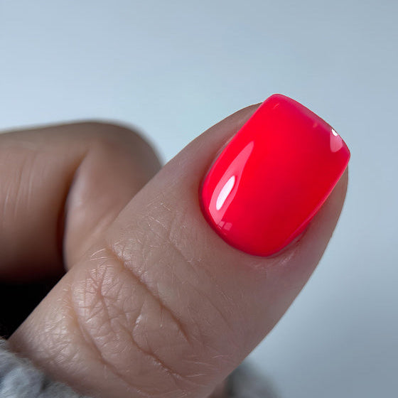 Dark gel polish 106