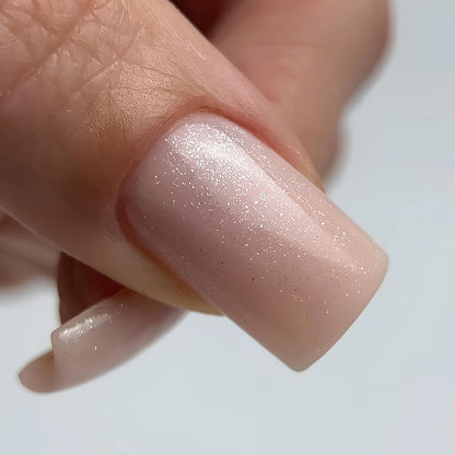 Donkerzilveren bovenkant