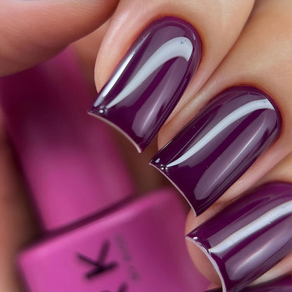 Темный гель-лак 28