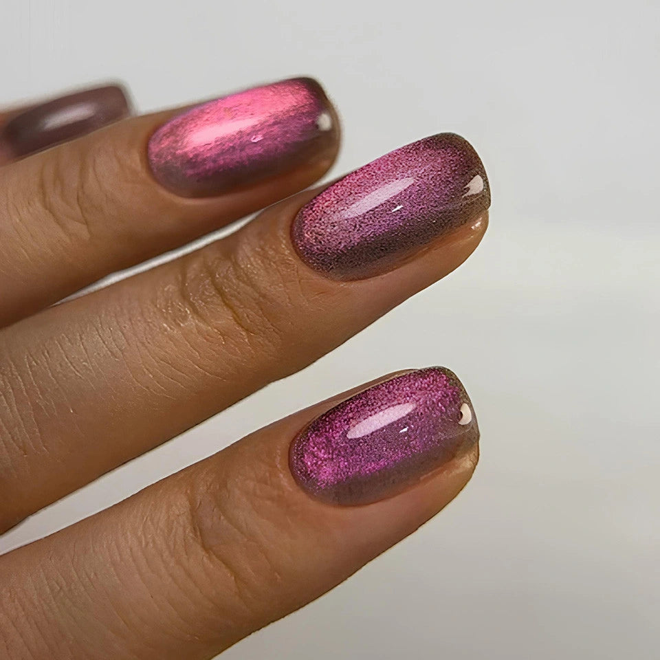DARK Gel Polish Cat Eye 21