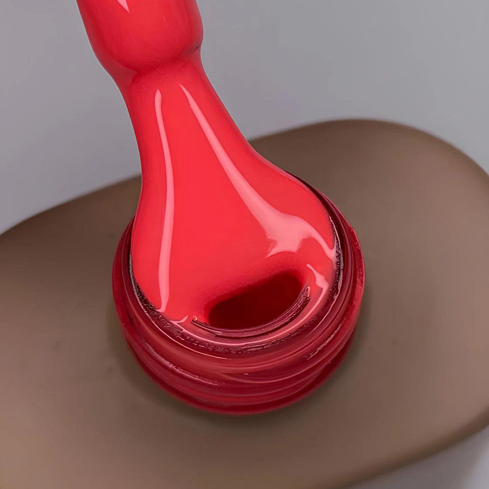 Темный гель-лак 051